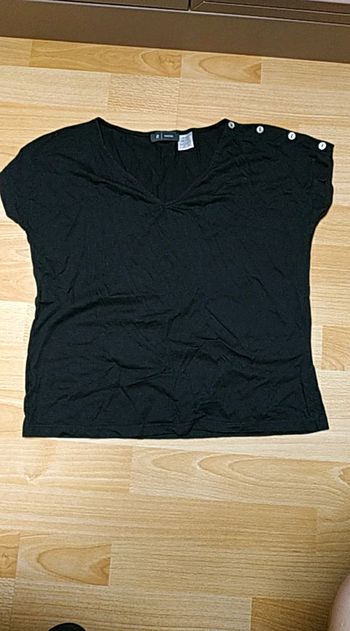 Joli t-shirt noir la redoute taille 38 40