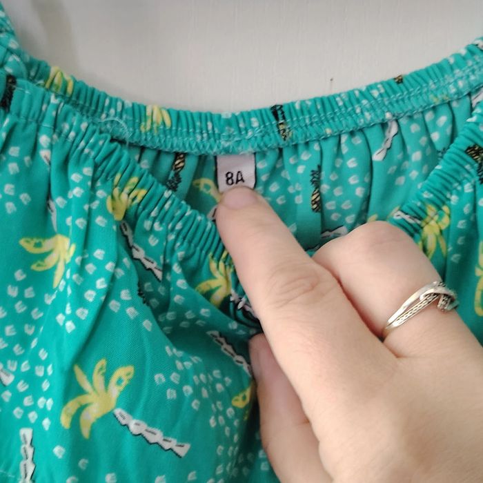 Robe verte imprimé palmiers 8 ans - photo numéro 4