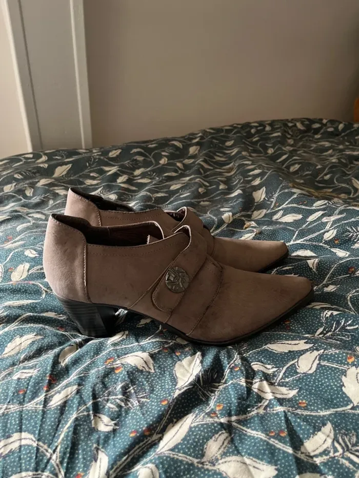 Chaussure à talon - photo numéro 3