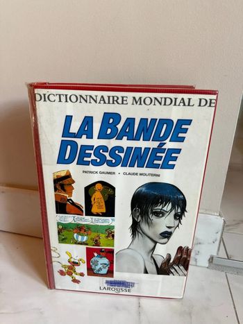 Dictionnaire mondial de la bande dessinée
