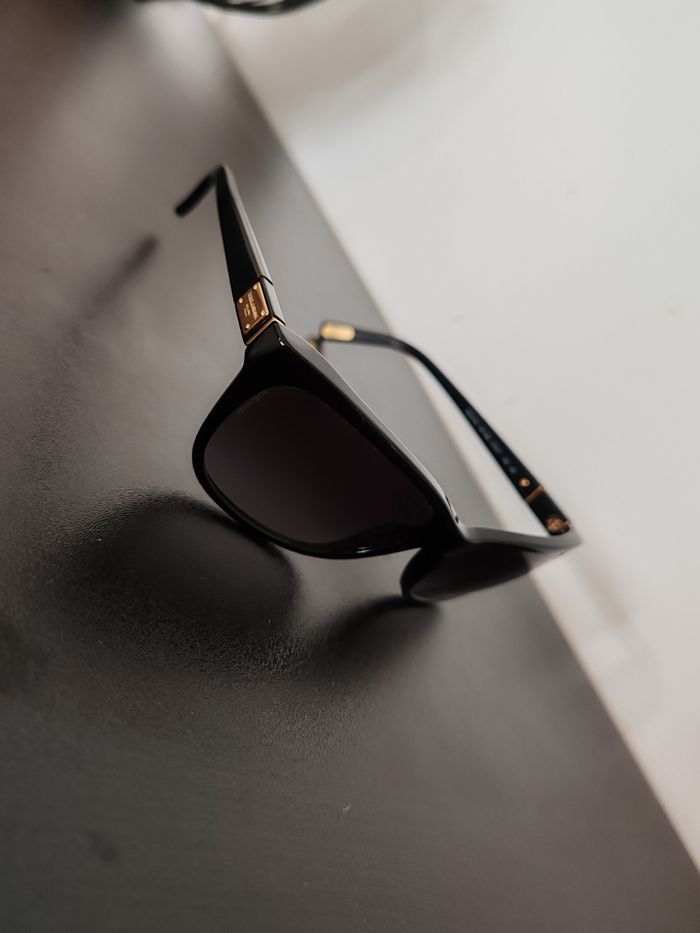 Lunettes de soleil Dolce & Gabbana - photo numéro 4