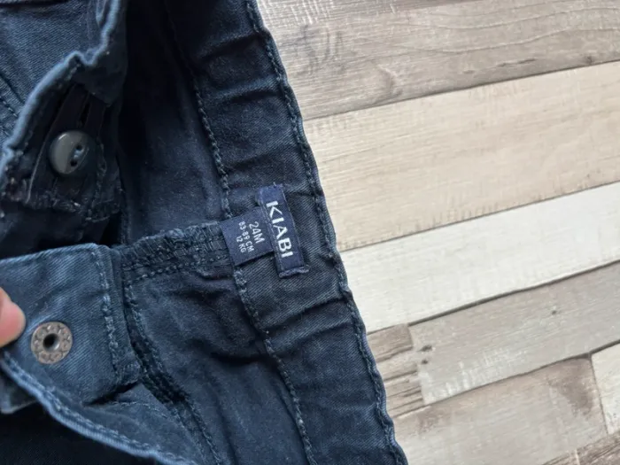 Pantalon fille Kiabi 24 mois – Très bon état, pratique & stylé au quotidien - photo numéro 2