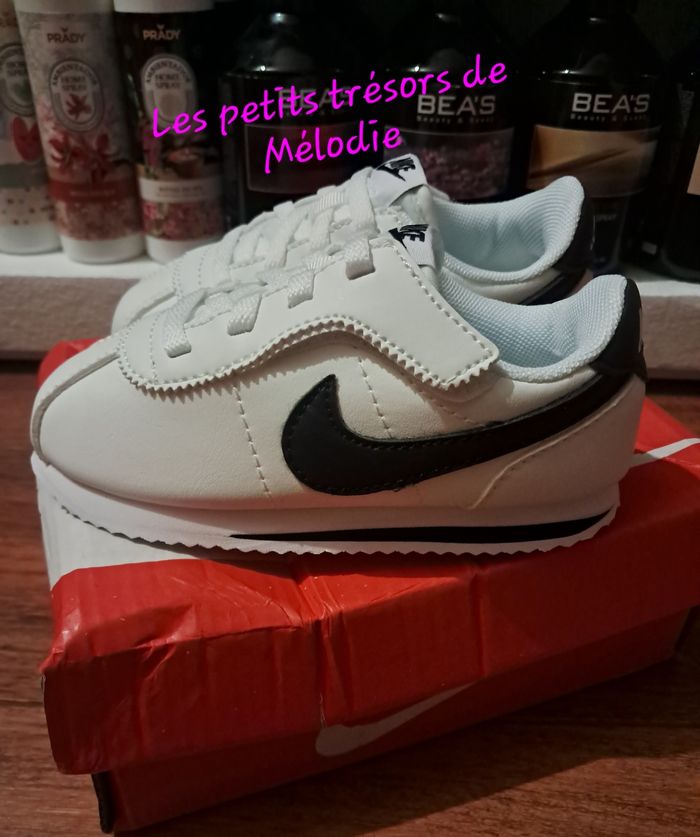 Cortez Easyon (Nike)