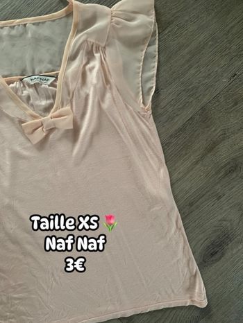 T-shirt 🌷 Taille XS 🌷 Naf Naf