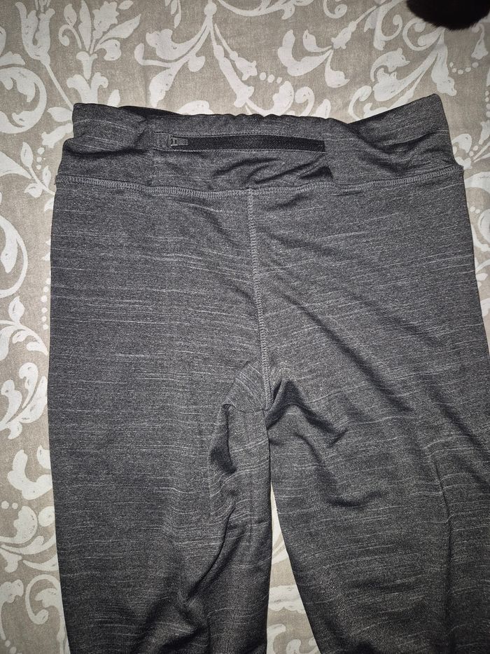 Legging gris - photo numéro 3