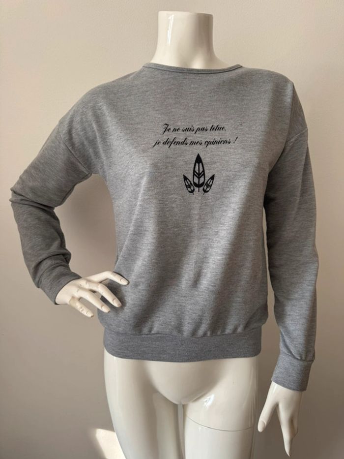 pull gris personnalisé ~ cache cache ~ taille 2
