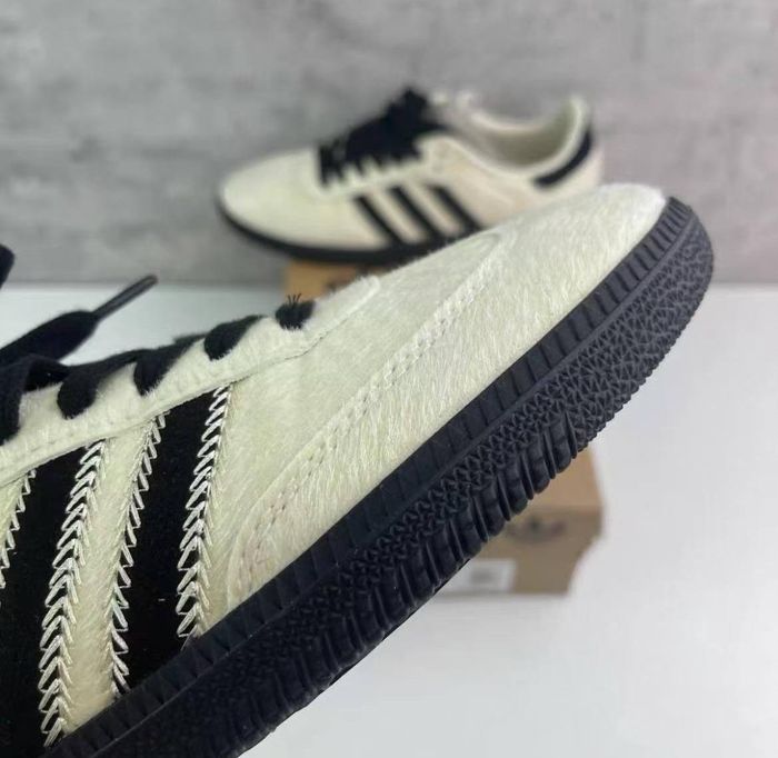 Baskets Adidas - photo numéro 2