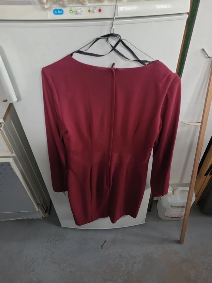 Robe bordeaux - photo numéro 3