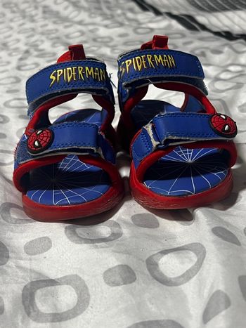 Chaussure sandale Spiderman taille 24