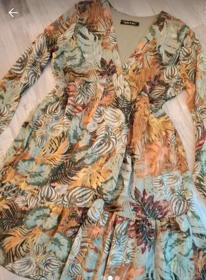 Robe 👗 en voile évasé avec élastique à la taille - photo numéro 2