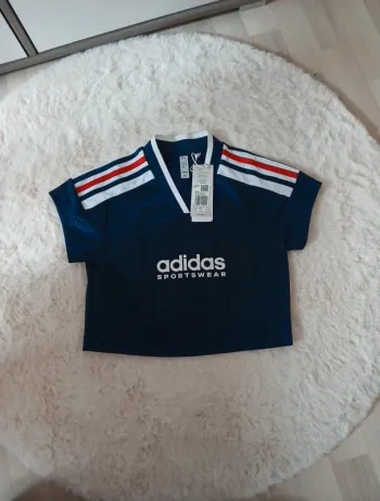 croq-top adidas taille XS