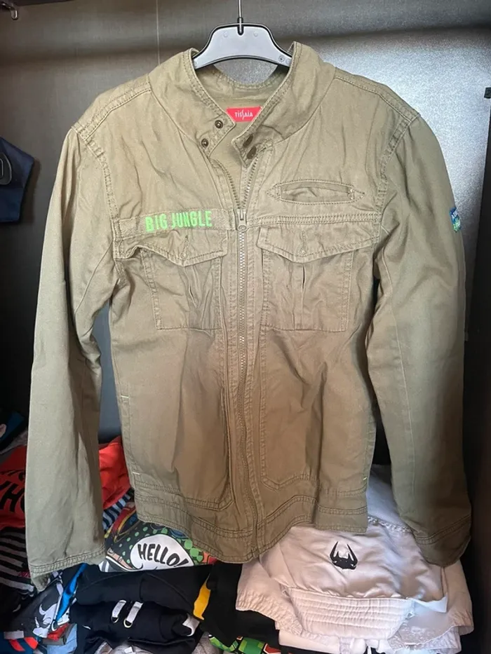 Veste kaki tissaia 14 ans