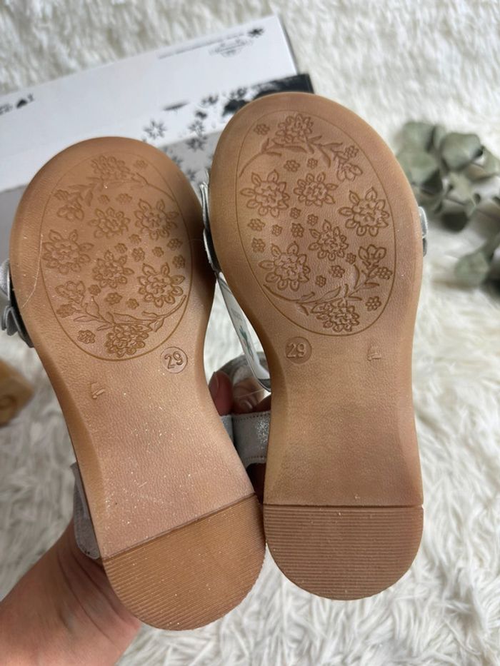 Paire de sandales argentées Acebois taille 29 - photo numéro 4