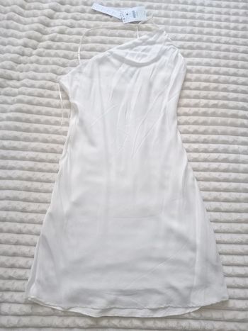 Robe patineuse neuf t.M Stradivarius 🤍🌼