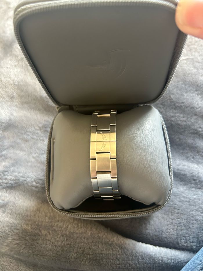 Montre - photo numéro 4