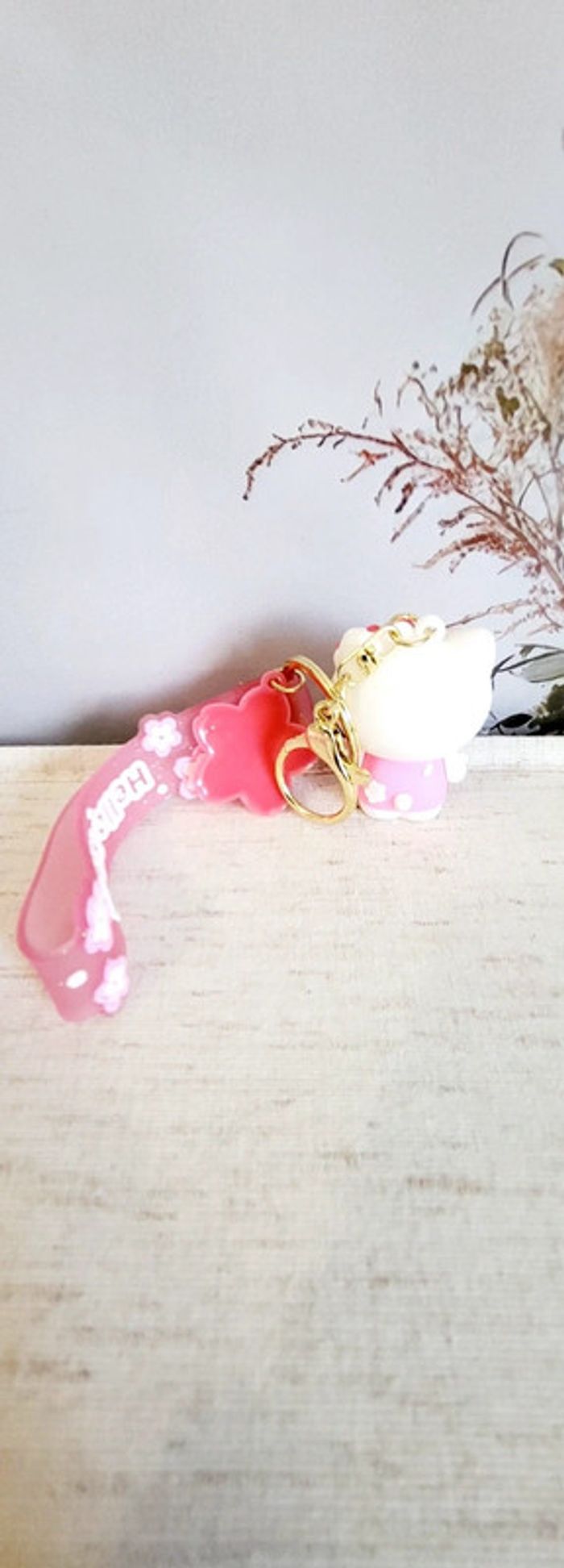 Porte-clés Hello Kitty fleur rose – kawaii & girly - photo numéro 2