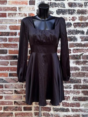 🌸 Robe Satinée Noire Shein - Taille 36 • Shein