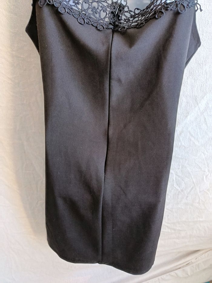 Robe noire - photo numéro 8