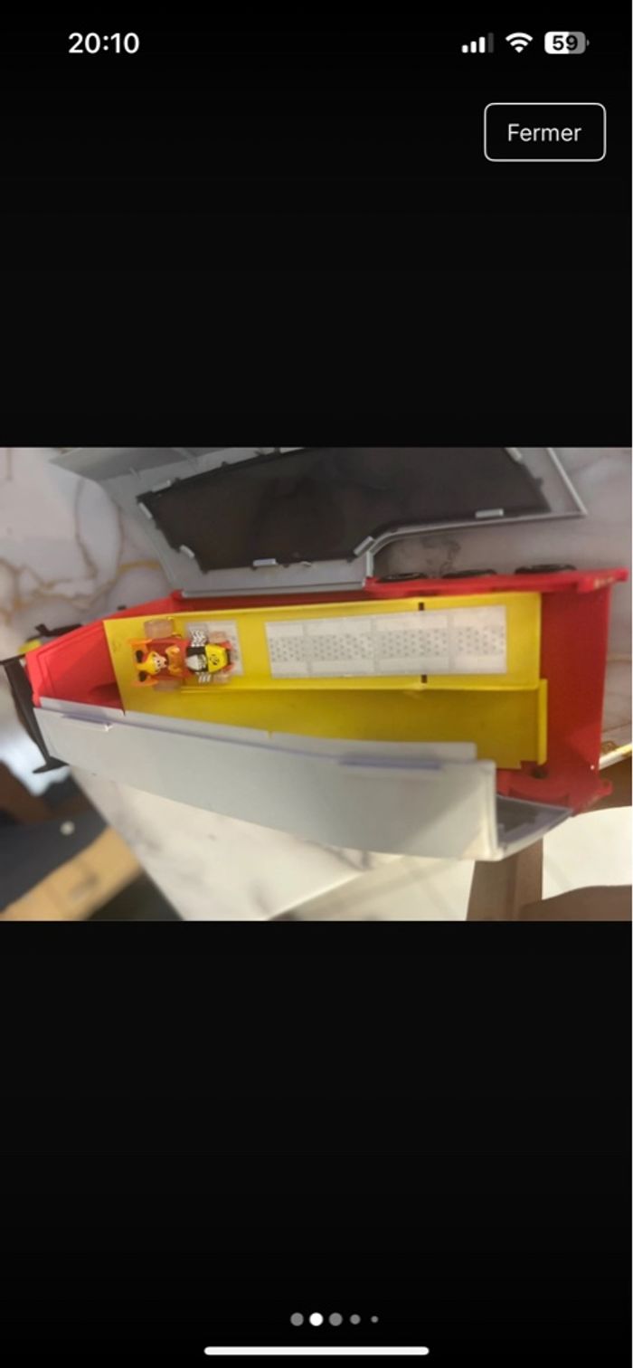 Camion de Mickey avec sa voiture - photo numéro 2