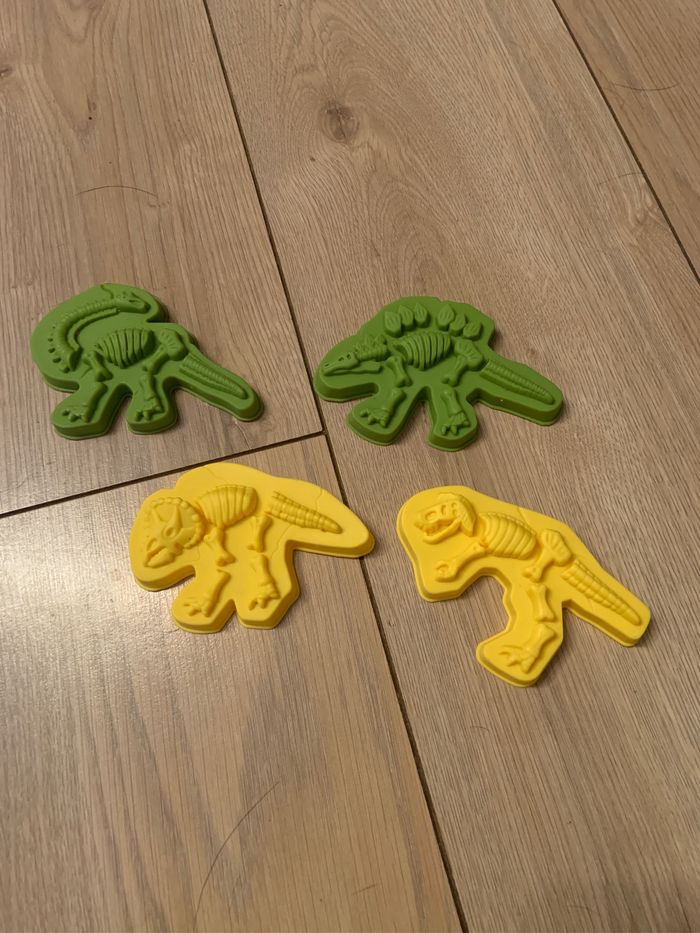 Emporte pièce dinosaures