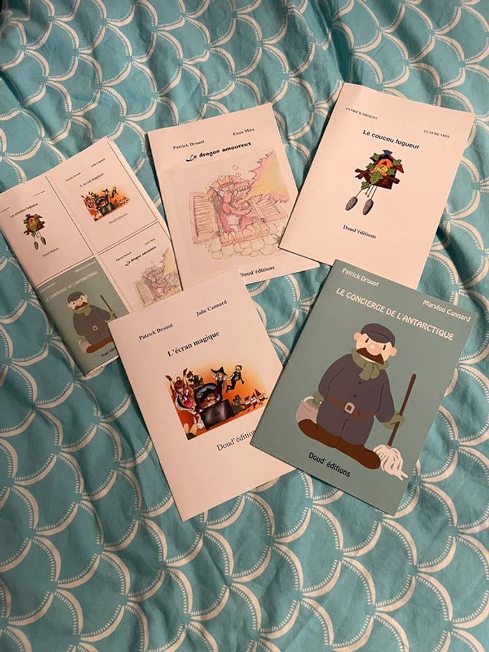 Pochettes avec 4 histoires