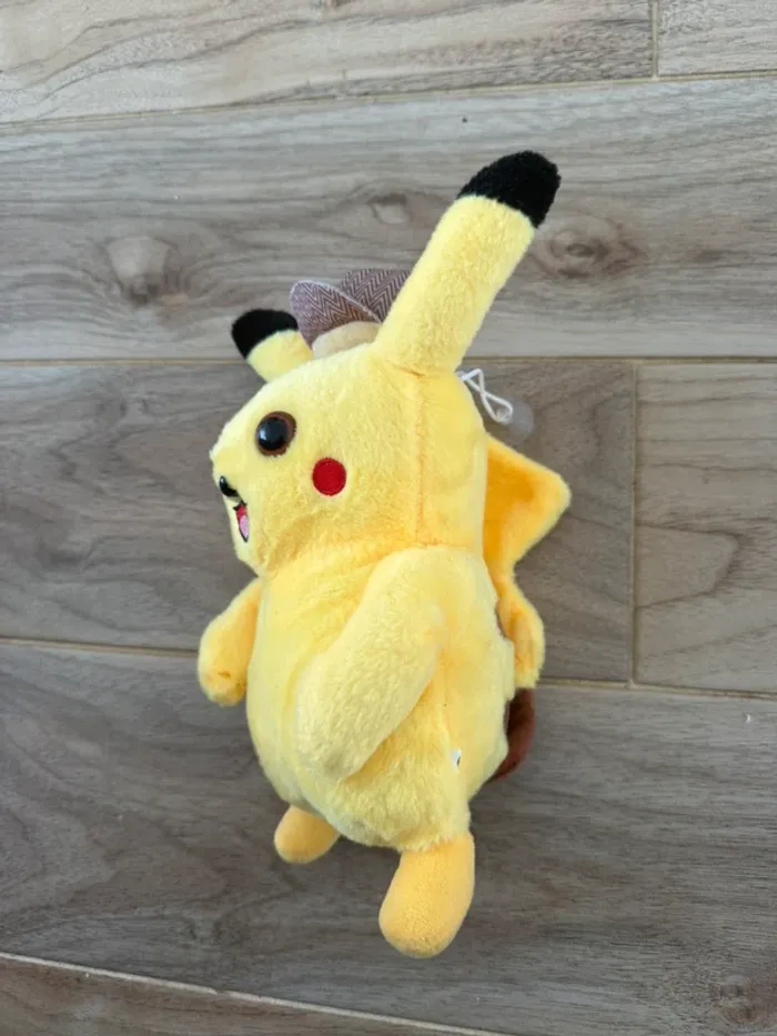Peluche détective Pikachu - photo numéro 3