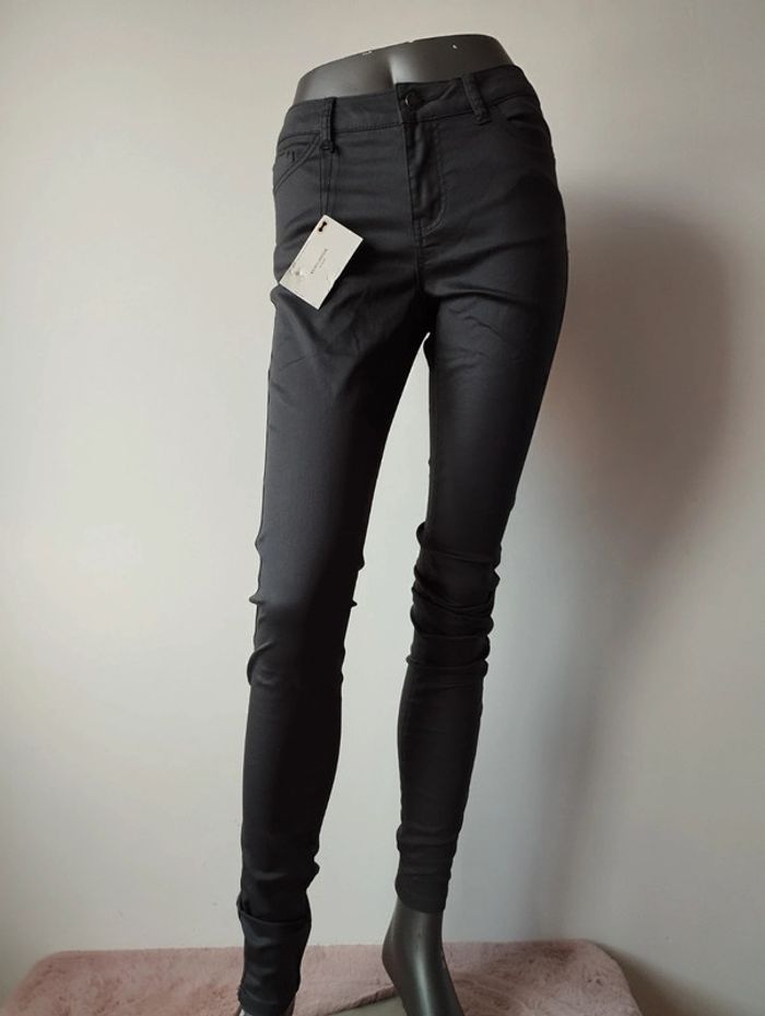 Pantalon gris foncé Seven Vero Moda taille 27/34