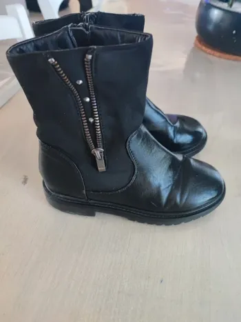 Bottines noires fille taille 32