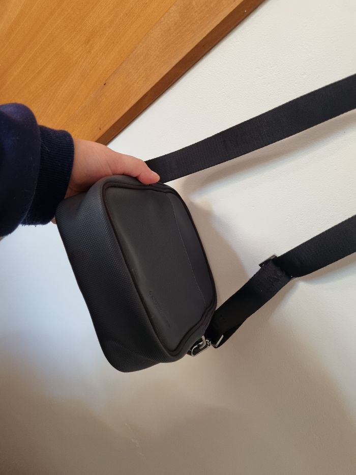 Sacoche Lacoste noir - photo numéro 3