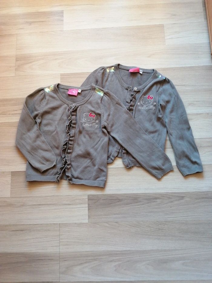 Lot de 2 gilets manches longues 5-6 ans