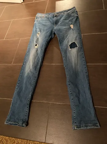 Jeans troué