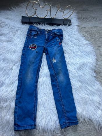 Très beau jeans 🥰 skinny taille 5 ans Z