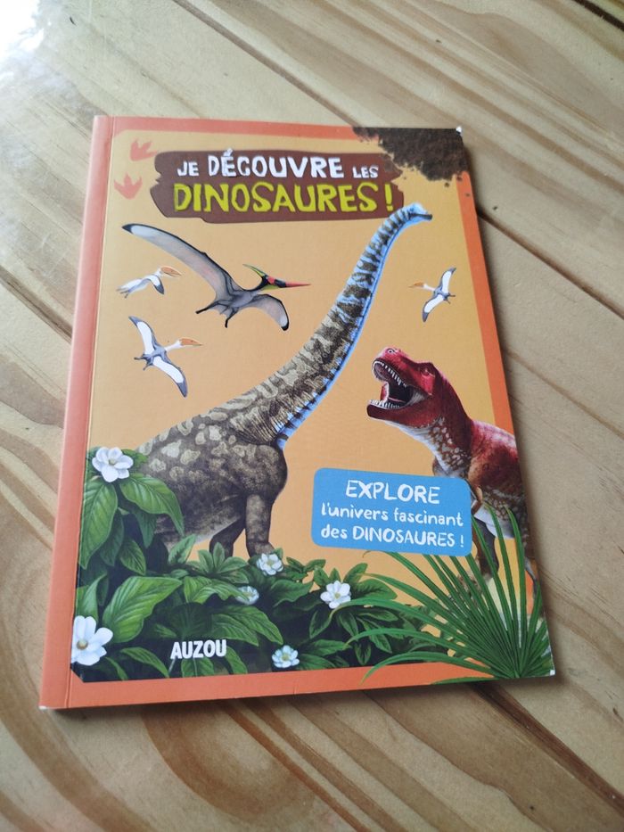Je découvre les dinosaures