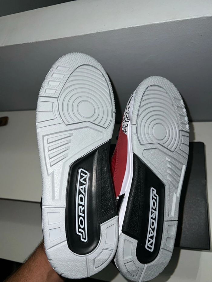 Basket Nike taille 38 Jordan unisex - photo numéro 9