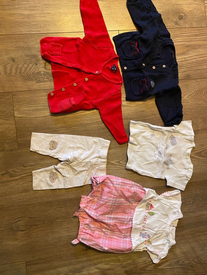 Lot 5 vêtements fille T3 mois - photo numéro 6