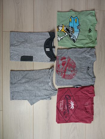 Lot de tee shirt garçon taille 12 ans