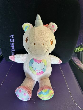 Peluche licorne sonore et lumineuse 