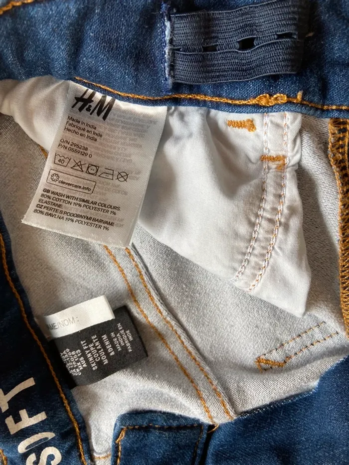 Jeans garçons en parfait état - photo numéro 4