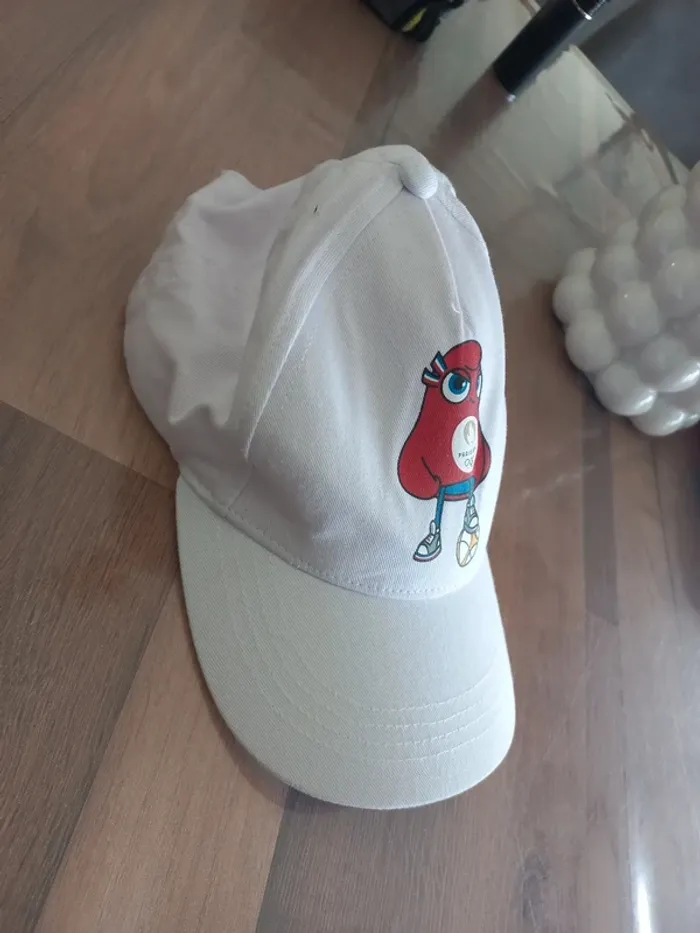 Casquette taille 52 - photo numéro 2
