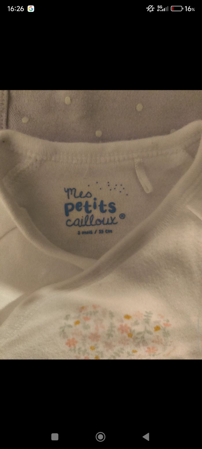 Bodies taille 3 mois - photo numéro 4