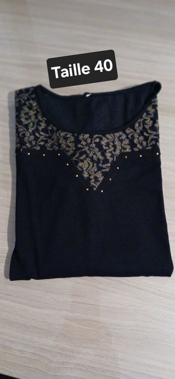 Tee-shirt mi saison Taille 40 