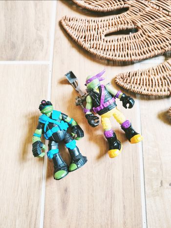 🐢Lot 2 Figurines articulées Tortues ninja Donatello et Leonardo