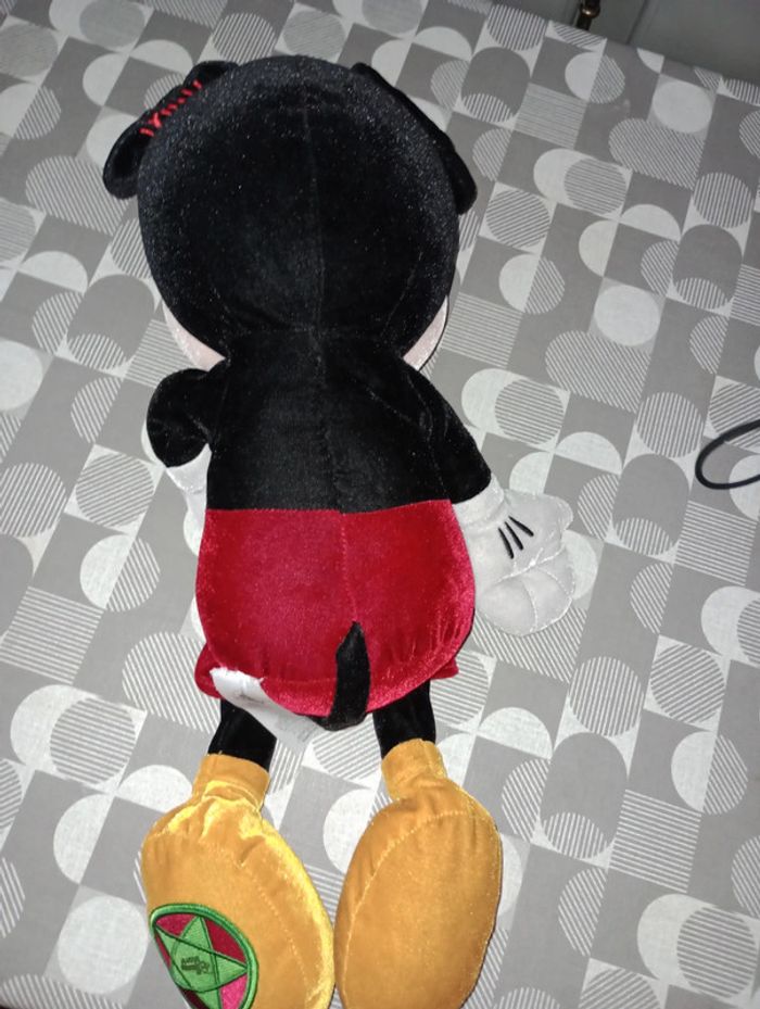 Peluche Mickey de chez Disneyland Paris - photo numéro 2