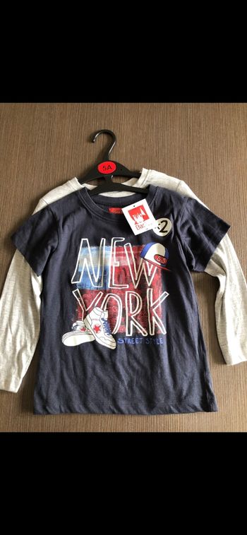 Lot 2 tee shirt manches courtes et longues tissaia 5 ans