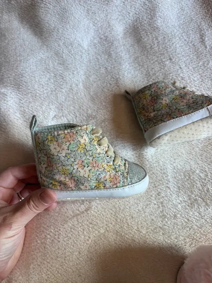 🌺Lot de petites chaussures bébé fille tailles multiples🌺 - photo numéro 8