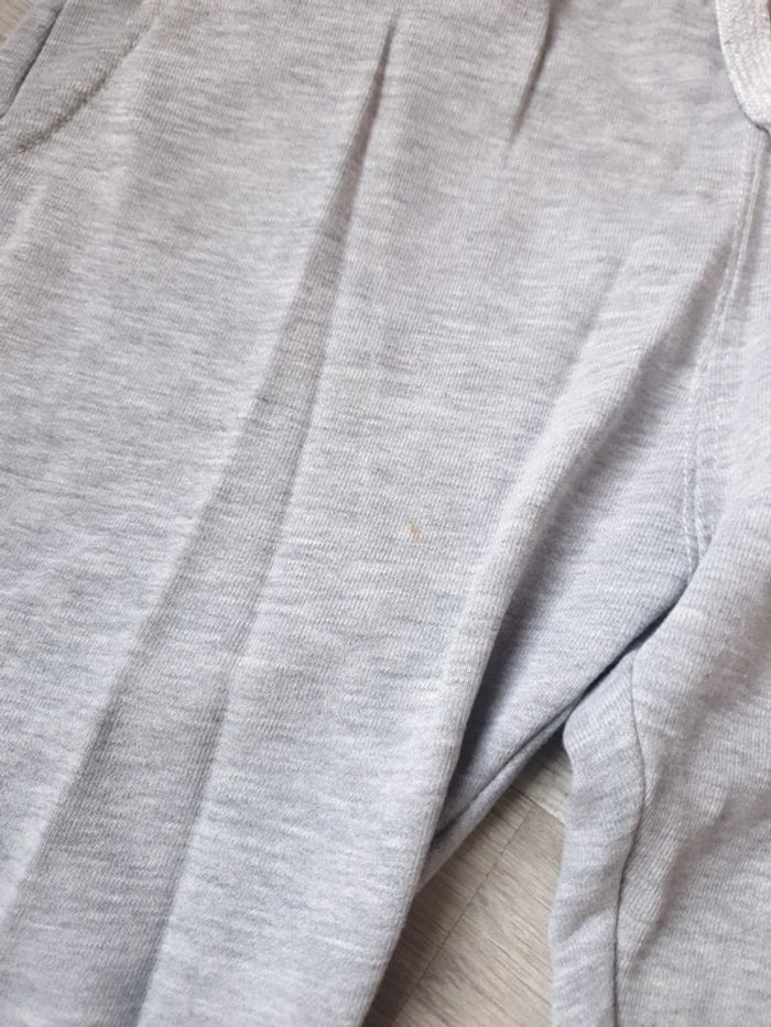 Jogging slim - photo numéro 3