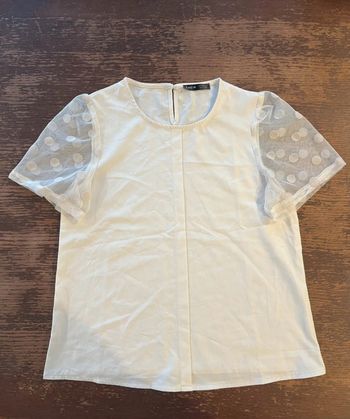 Tee shirt léger à dentelle