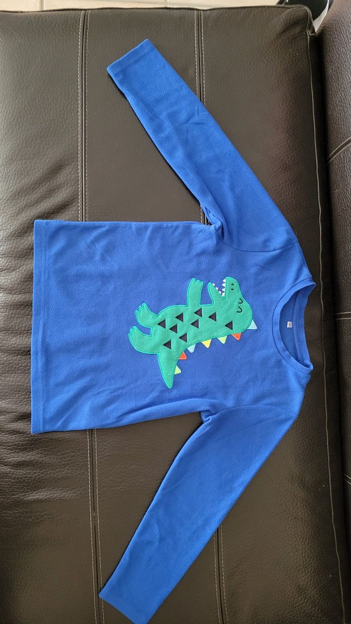 Pyjama en velours dinosaure taille 8 ans - photo numéro 2