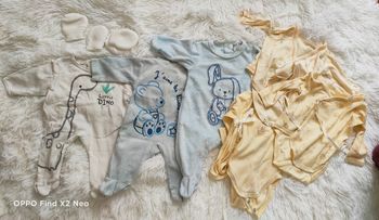 Lot de vêtements naissance