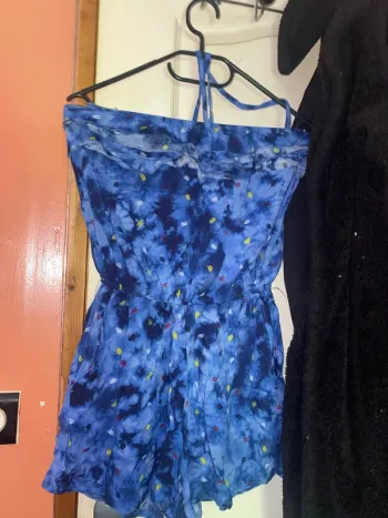 Combi short bustier qui peut s’attacher